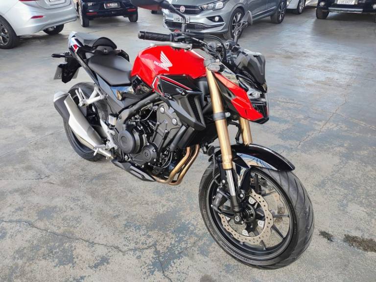 HONDA - CB 500F - 2024/2024 - Vermelha - R$ 44.990,00