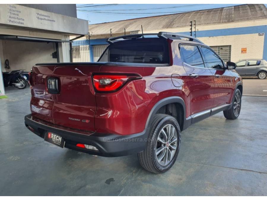 FIAT - TORO - 2021/2021 - Vermelha - R$ 135.000,00