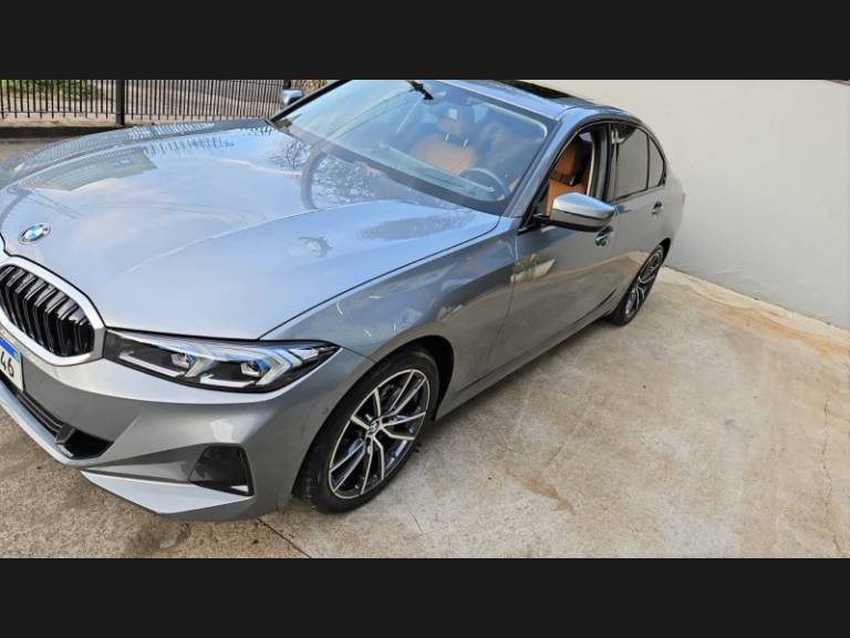 BMW - 320I - 2023/2024 - Cinza - R$ 295.000,00