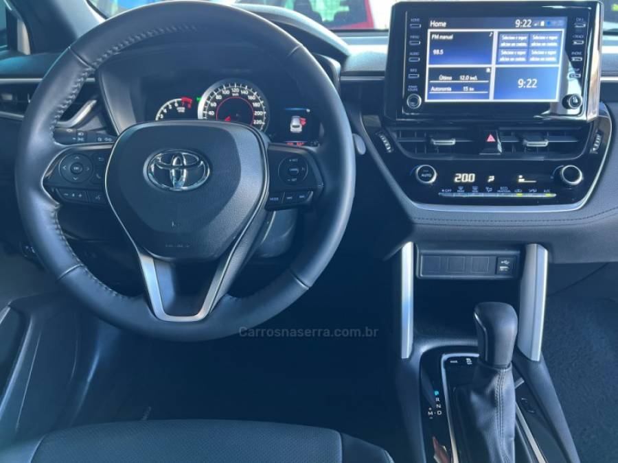 TOYOTA - COROLLA - 2021/2022 - Branca - R$ 143.000,00