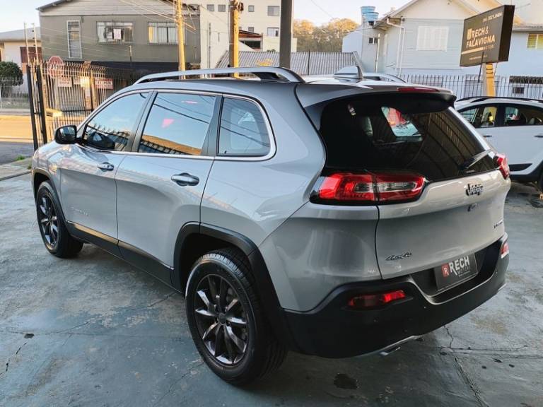 JEEP - CHEROKEE - 2014/2014 - Cinza - R$ 79.990,00