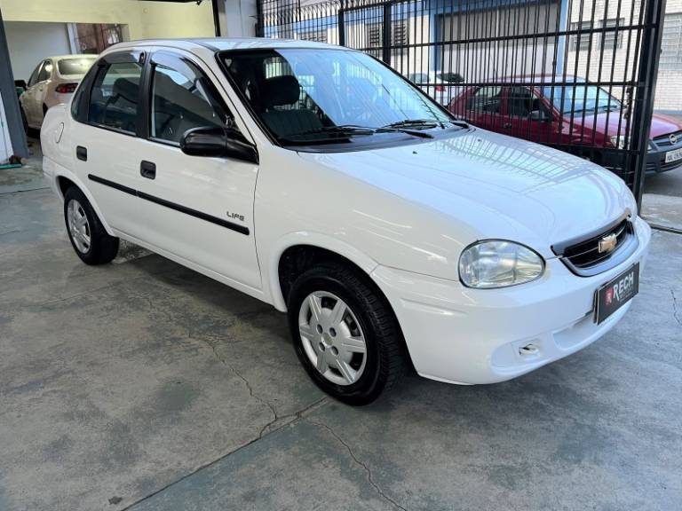 CHEVROLET - CLASSIC - 2009/2009 - Branca - R$ 26.900,00