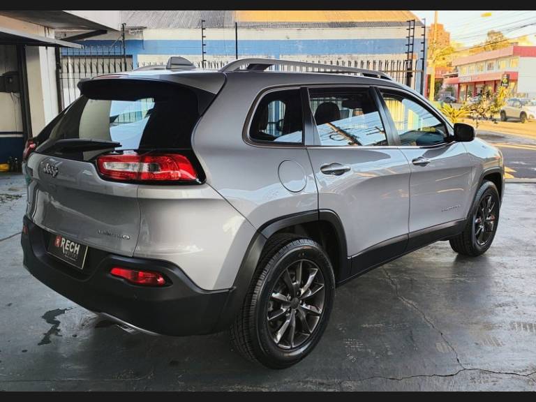 JEEP - CHEROKEE - 2014/2014 - Cinza - R$ 79.990,00