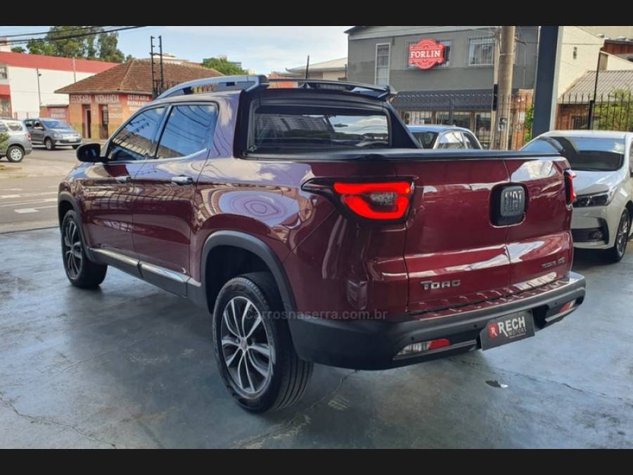 FIAT - TORO - 2021/2021 - Vermelha - R$ 149.900,00