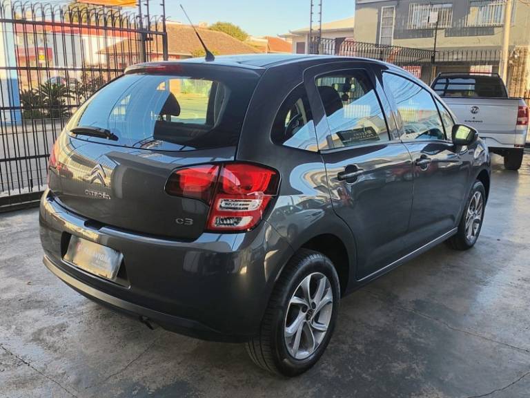 CITROËN - C3 - 2015/2016 - Cinza - R$ 42.900,00