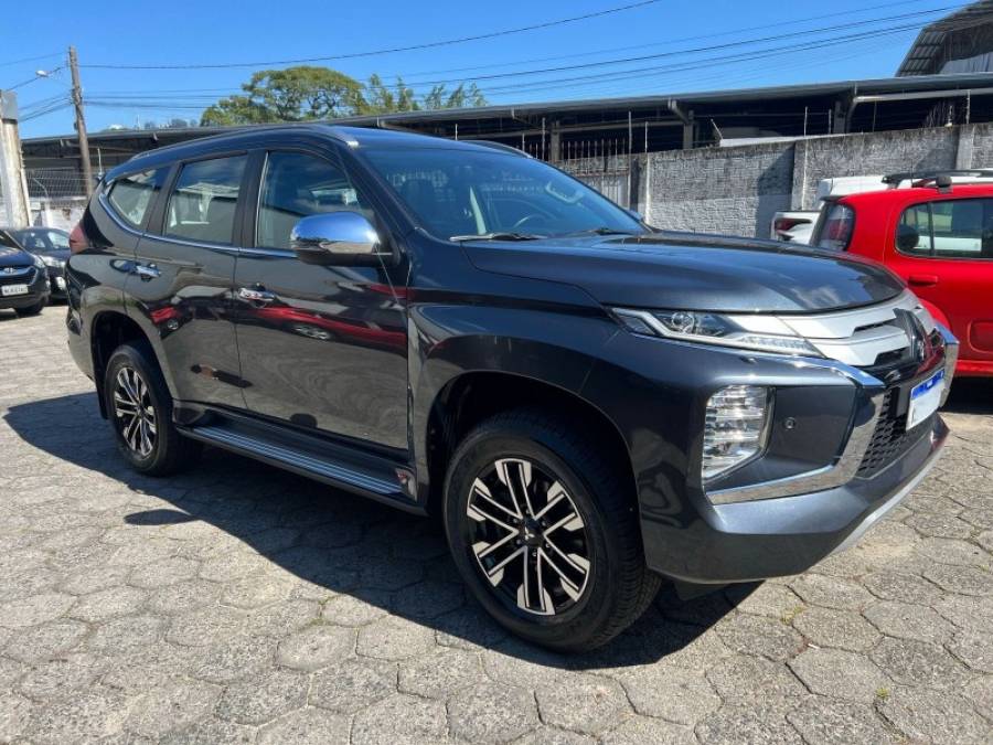 MITSUBISHI - PAJERO SPORT - 2022/2023 - Cinza - R$ 285.000,00