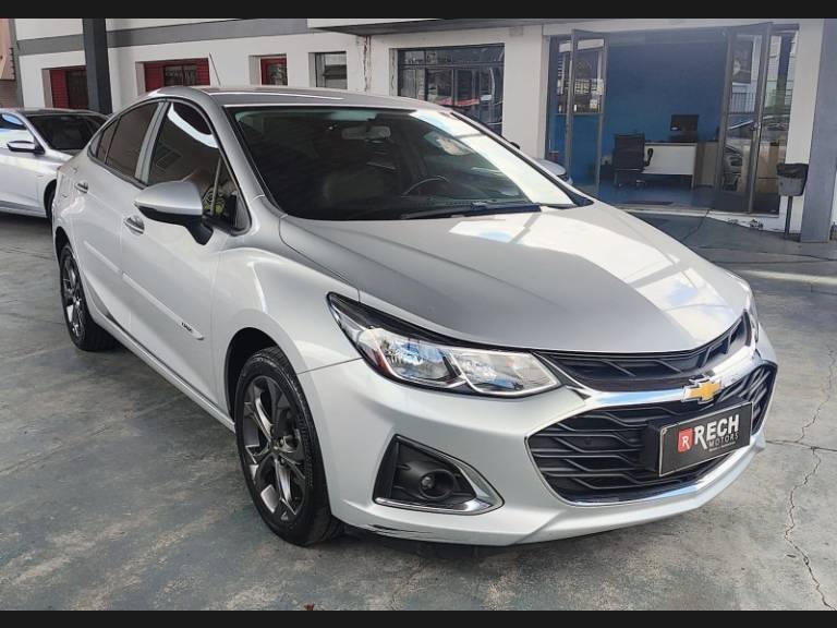 CHEVROLET - CRUZE - 2019/2020 - Prata - R$ 91.800,00