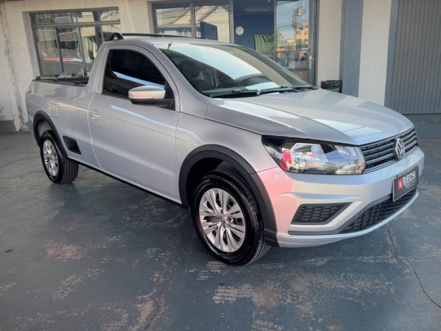 VOLKSWAGEN - SAVEIRO - 2021/2022 - Prata - R$ 73.000,00