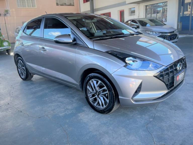 HYUNDAI - HB20 - 2020/2021 - Prata - R$ 74.990,00