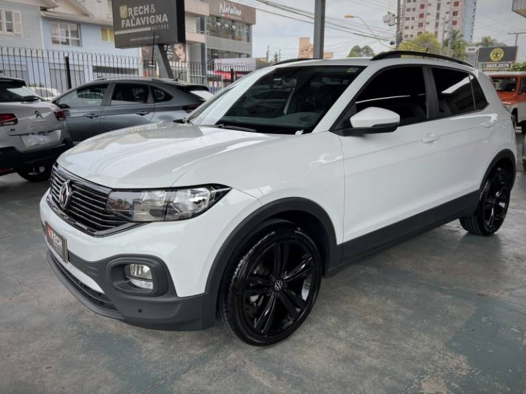 VOLKSWAGEN - T-CROSS - 2021/2021 - Branca - R$ 99.800,00