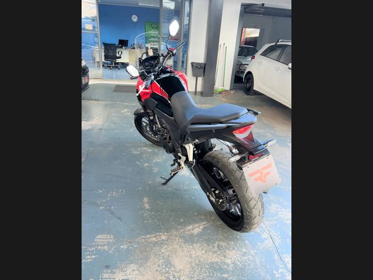 HONDA - CB 500 - 2024/2024 - Vermelha - R$ 44.900,00