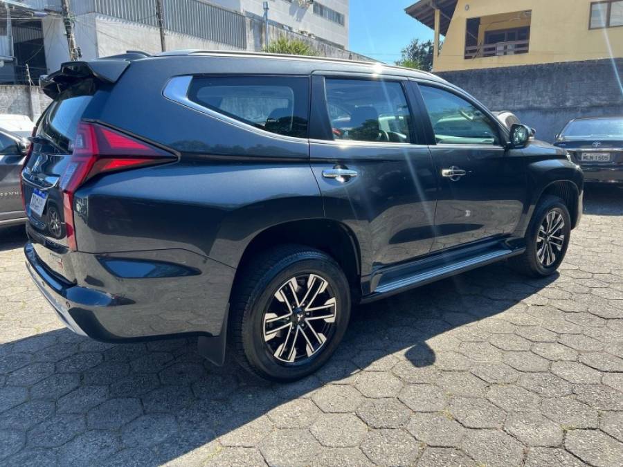 MITSUBISHI - PAJERO SPORT - 2022/2023 - Cinza - R$ 285.000,00