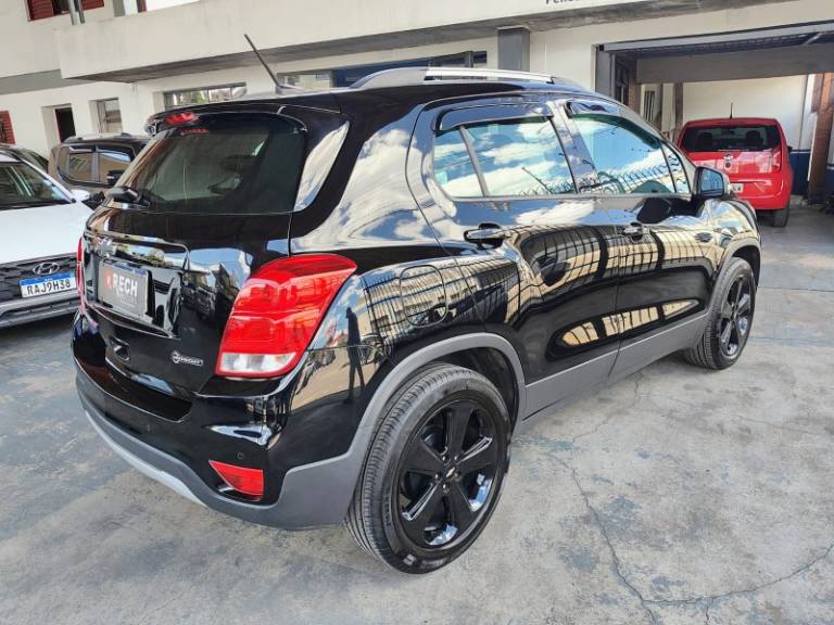 CHEVROLET - TRACKER - 2019/2019 - Preta - R$ 89.990,00