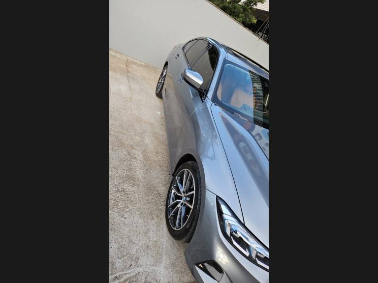 BMW - 320I - 2023/2024 - Cinza - R$ 295.000,00