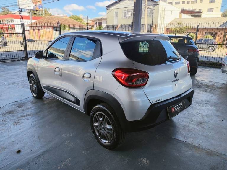 RENAULT - KWID - 2017/2018 - Prata - R$ 42.900,00