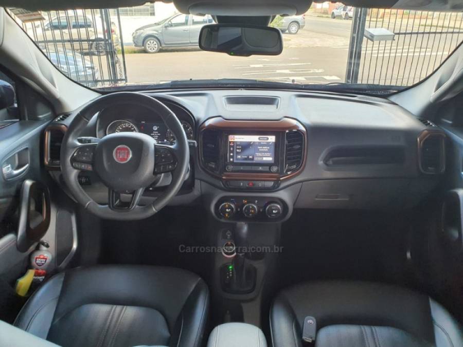 FIAT - TORO - 2021/2021 - Vermelha - R$ 135.000,00