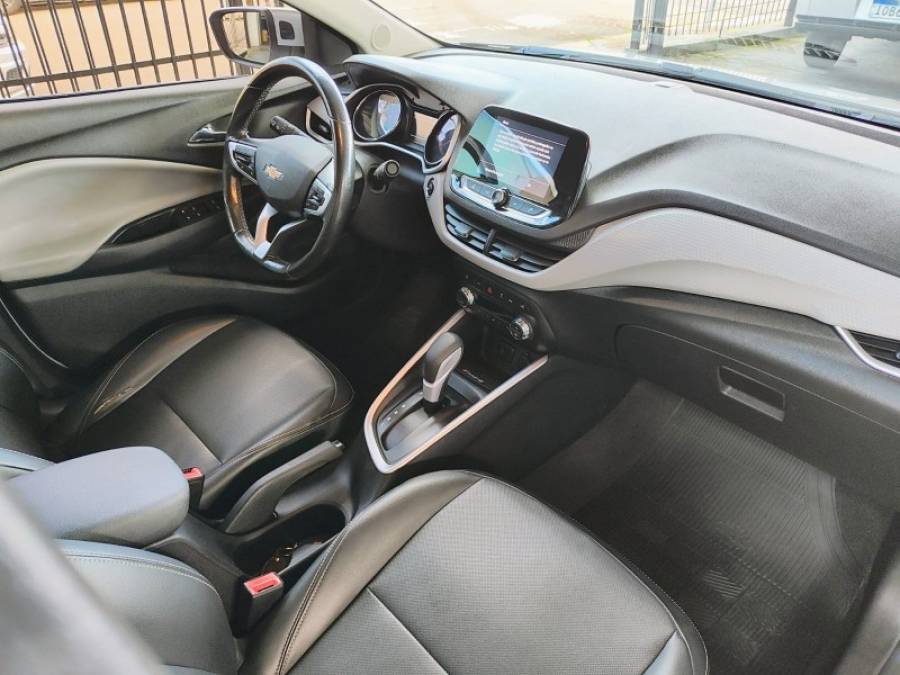 CHEVROLET - ONIX - 2020/2020 - Prata - R$ 78.500,00