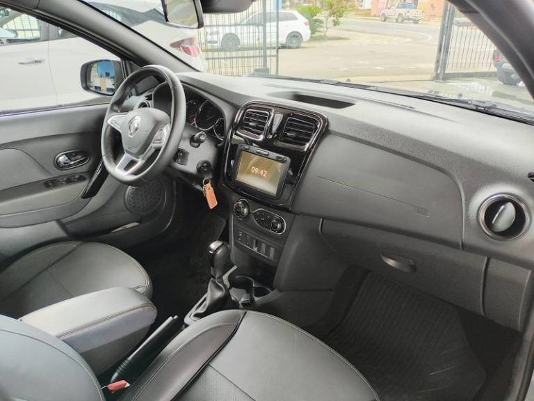 RENAULT - SANDERO - 2023/2024 - Cinza - R$ 89.800,00