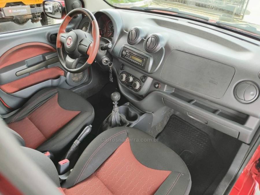 FIAT - UNO - 2012/2013 - Vermelha - R$ 36.900,00