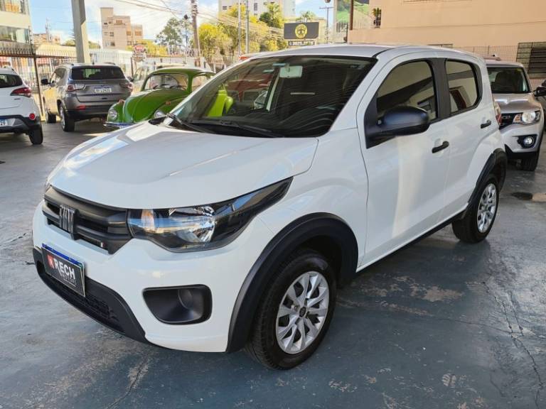 FIAT - MOBI - 2022/2023 - Branca - R$ 51.500,00