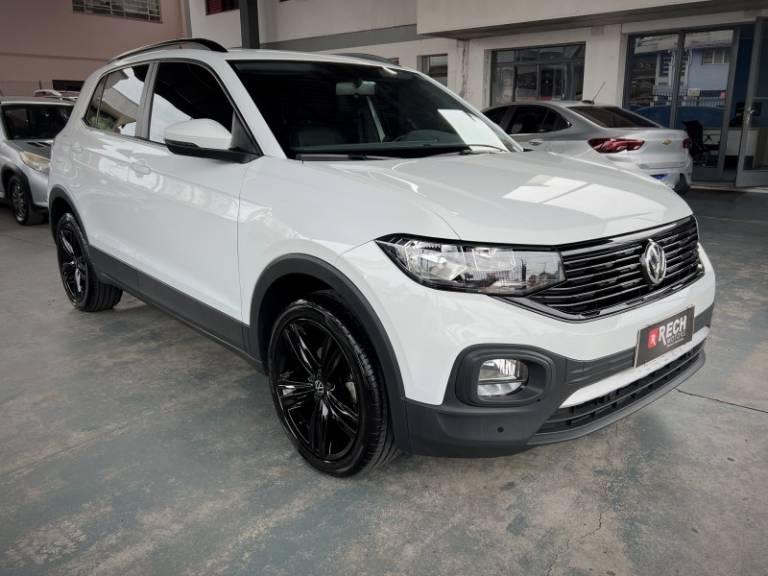 VOLKSWAGEN - T-CROSS - 2021/2021 - Branca - R$ 99.800,00
