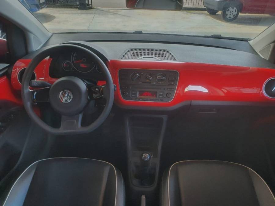 VOLKSWAGEN - UP - 2015/2016 - Vermelha - R$ 48.900,00