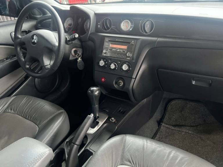 MITSUBISHI - AIRTREK - 2007/2007 - Preta - R$ 32.900,00