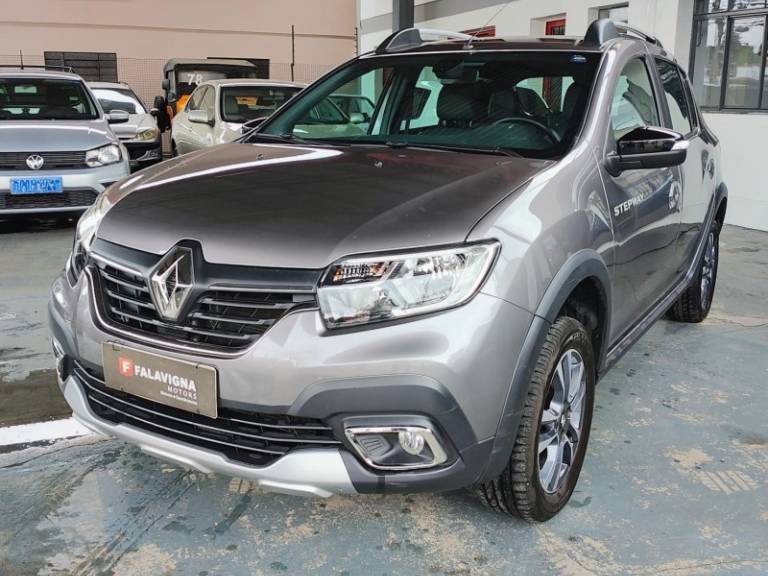 RENAULT - SANDERO - 2023/2024 - Cinza - R$ 89.800,00