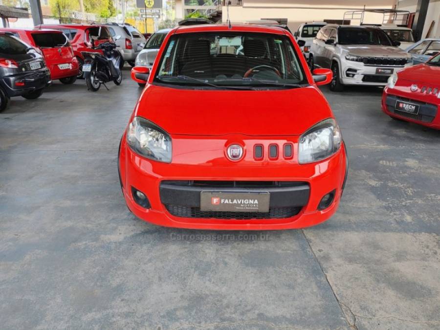 FIAT - UNO - 2012/2013 - Vermelha - R$ 36.900,00