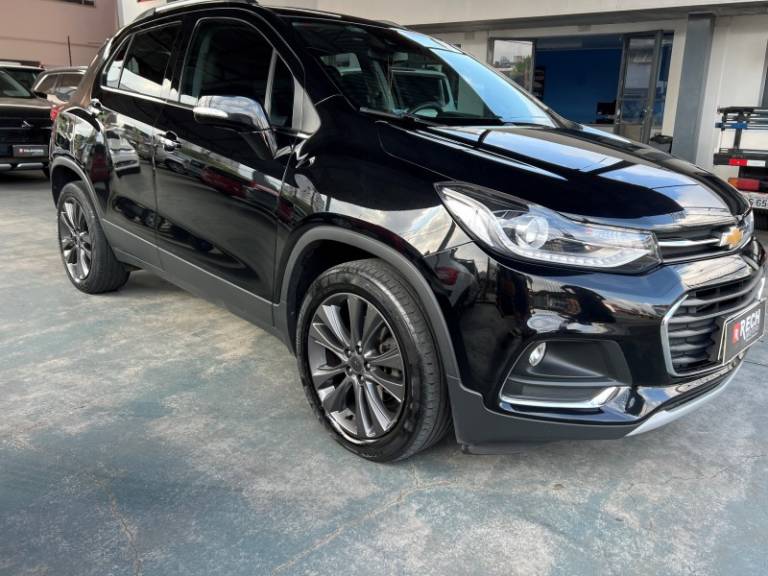 CHEVROLET - TRACKER - 2017/2018 - Preta - R$ 85.000,00
