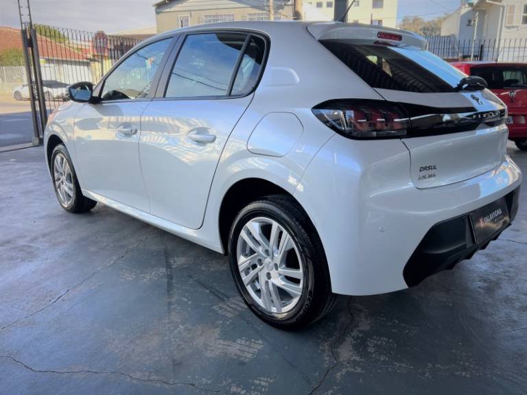 PEUGEOT - 208 - 2020/2021 - Branca - R$ 79.900,00