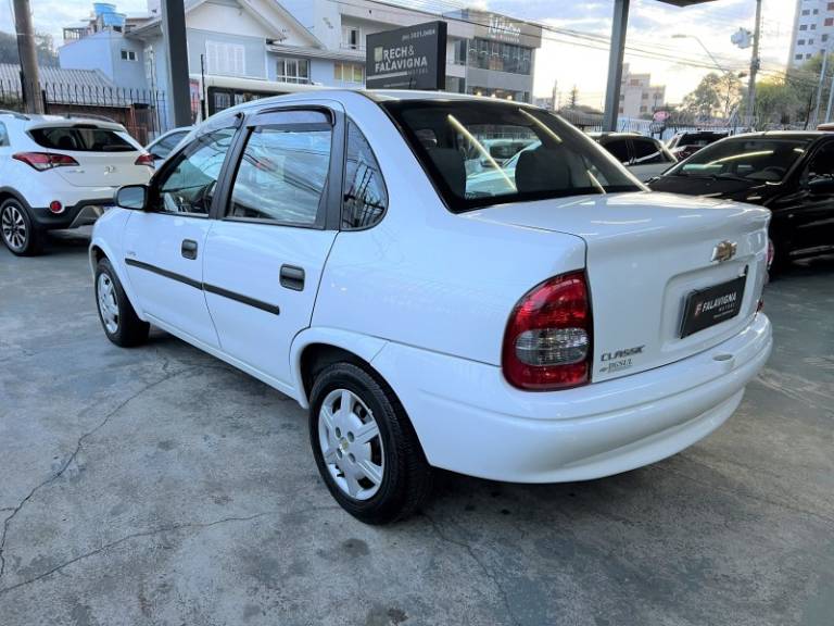 CHEVROLET - CLASSIC - 2009/2009 - Branca - R$ 26.900,00