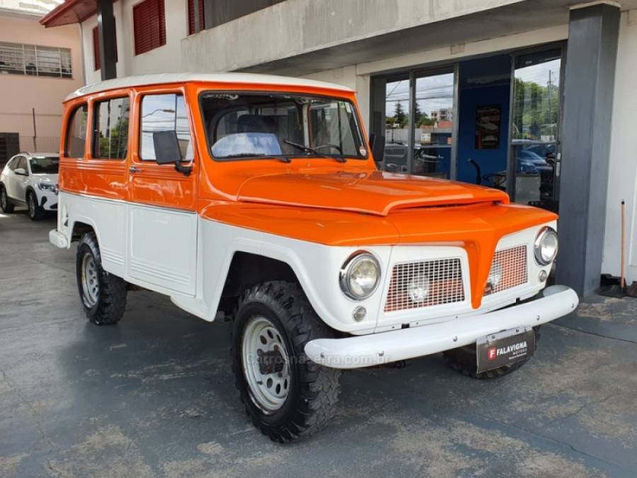 FORD - RURAL - 1975/1976 - Laranja - R$ 58.000,00