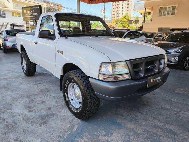 FORD - RANGER - 2002/2002 - Branca - R$ 74.990,00